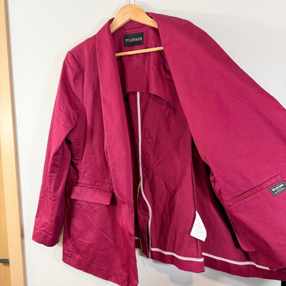 Wildfang Essential Tux Blazer Size 1X Mulberry Holiday 2024 Collection - Picture 8 of 15